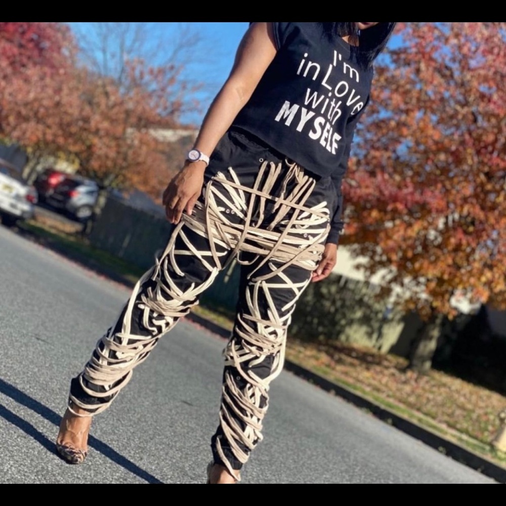 Tangle pants